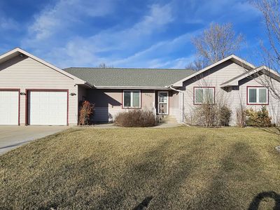 3030 Wildwood Way, North Newton, KS, 67117