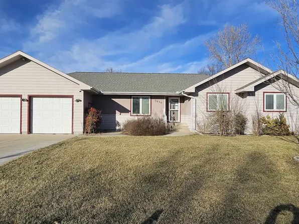 3030 Wildwood Way, North Newton, KS 67117