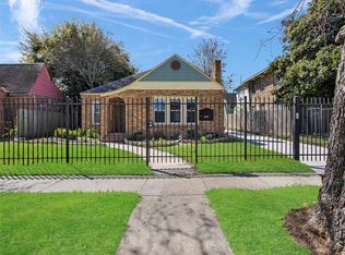 2608 Rosewood St, Houston, TX 77004