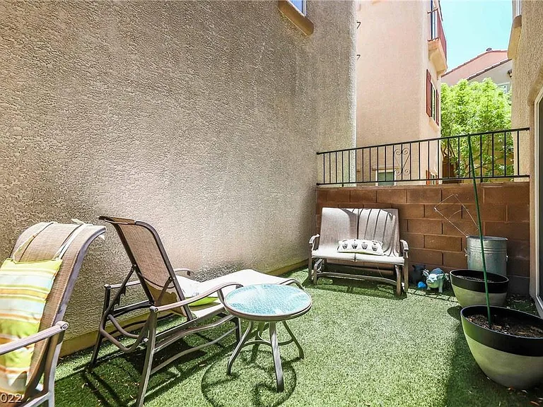 1830 Granemore St — Photo 19