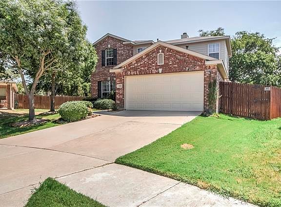 2nd image of 3301 Willow Springs Dr