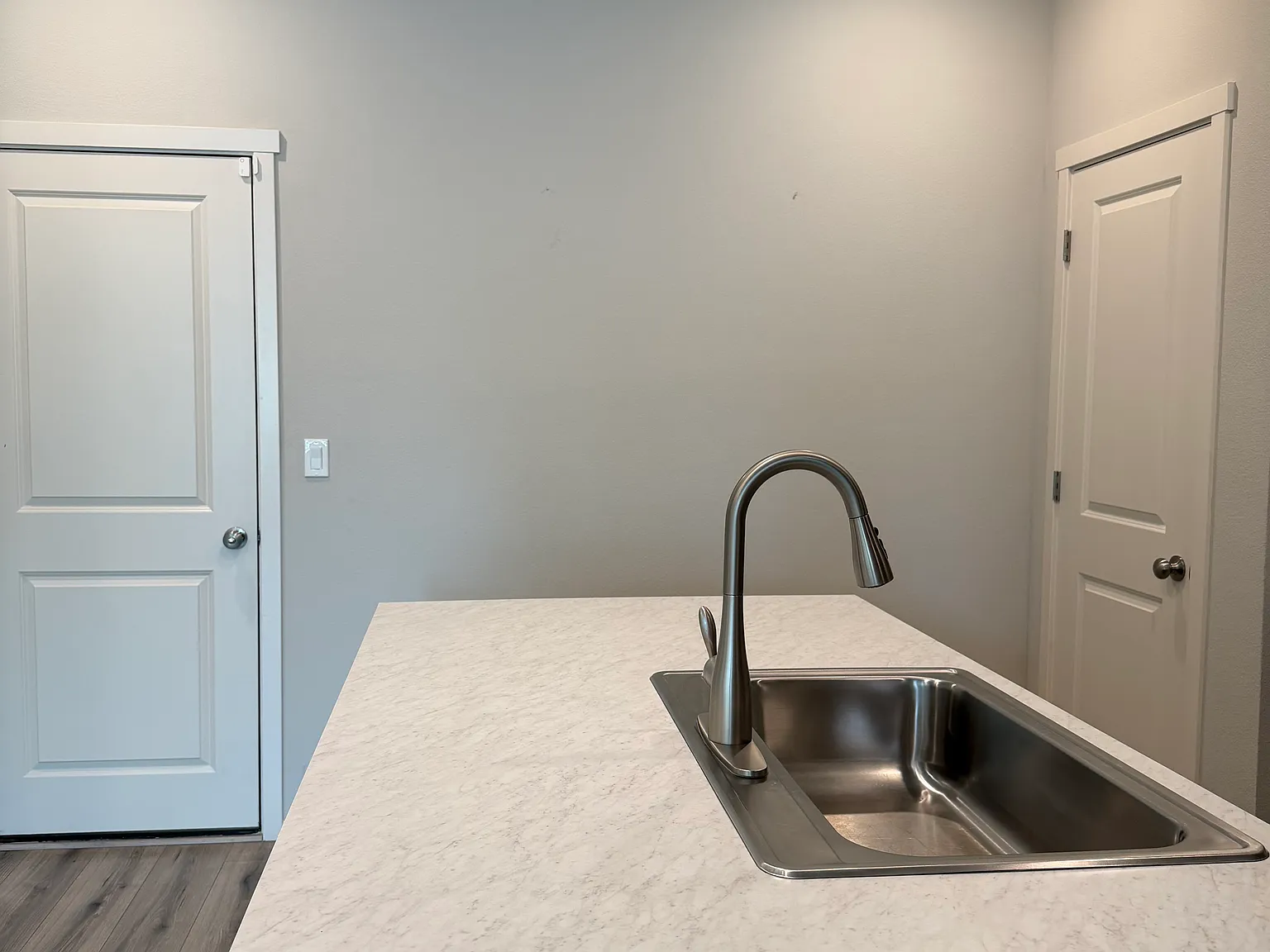 3 bed, 2.5 bath, 1500 sqft, $2,600 — Photo 4