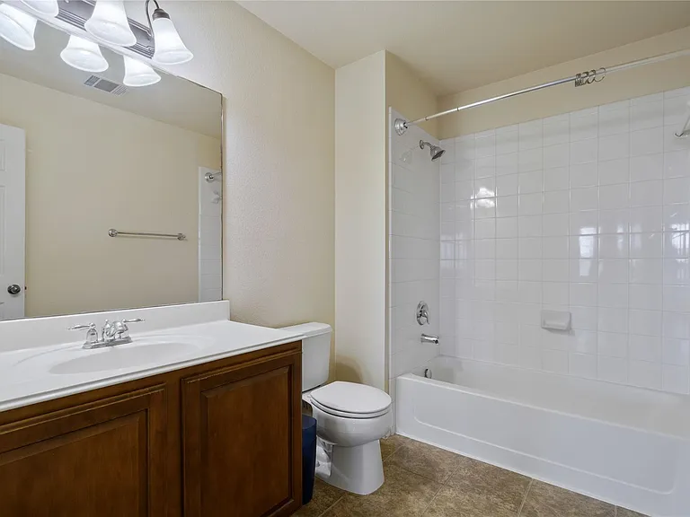 12016 Timber Heights Dr — Photo 11