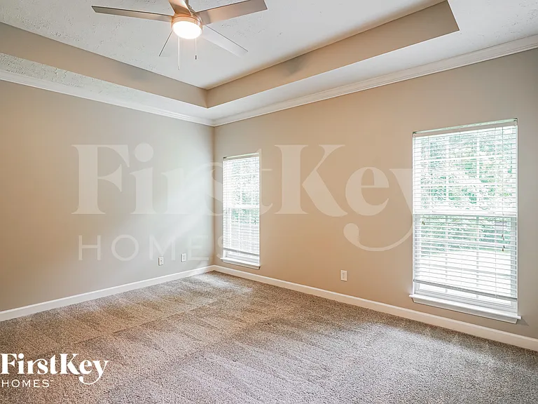 3200 Hidden Creek Dr — Photo 9