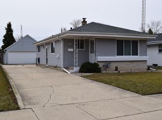 4019 20th St, Racine, WI 53405