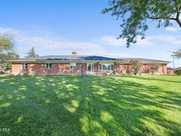9563 Corduroy Rd, Curtice, OH 43412
