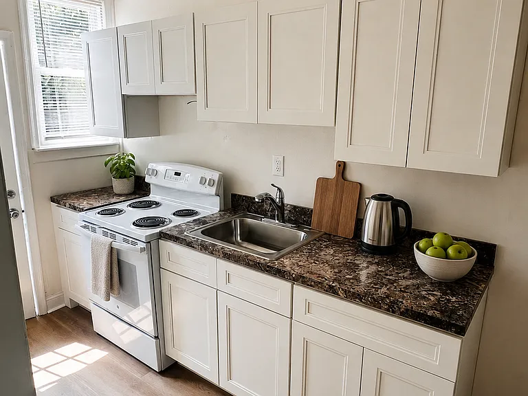 128 Wayne Ave — Photo 6