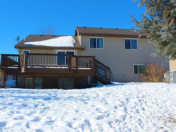 3rd image of 332 10th Ave NE