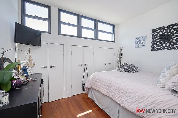Rented by Keller Williams NYC | media 35