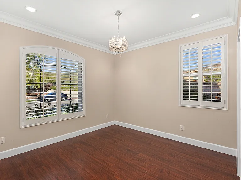 2854 Alamitos Rd — Photo 18