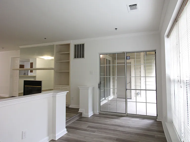 1100 Quaker Hill Dr #127 — Photo 11