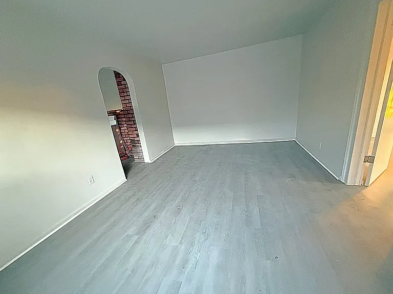 638 Carbon St — Photo 13