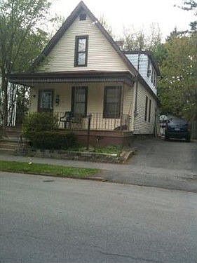 2nd image of 876 Emmett St