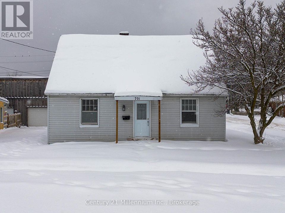 1st image of 701 5th St E