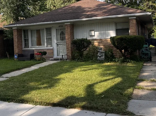 9725 S Van Vlissingen Rd, Chicago, IL 60617