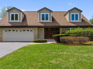 8336 Dolfor Cv, Burr Ridge, IL 60527