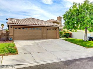 935 Shadowfax Rd, Henderson, NV 89015