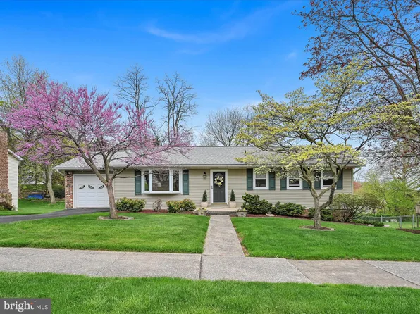 406 Centerview Ave, New Cumberland, PA 17070