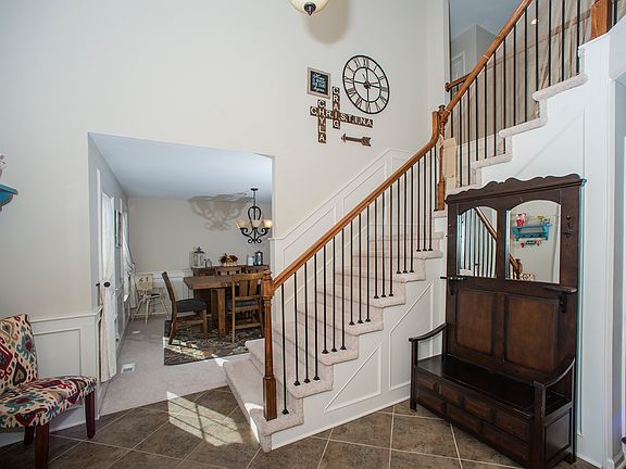 3rd image of 1354 Granite St