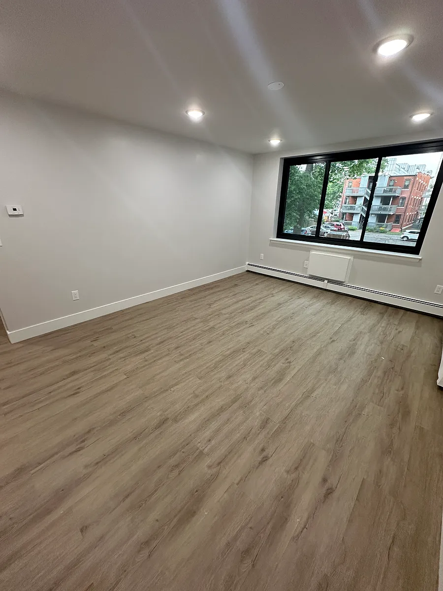 Building Photo - 282 Collins St #209