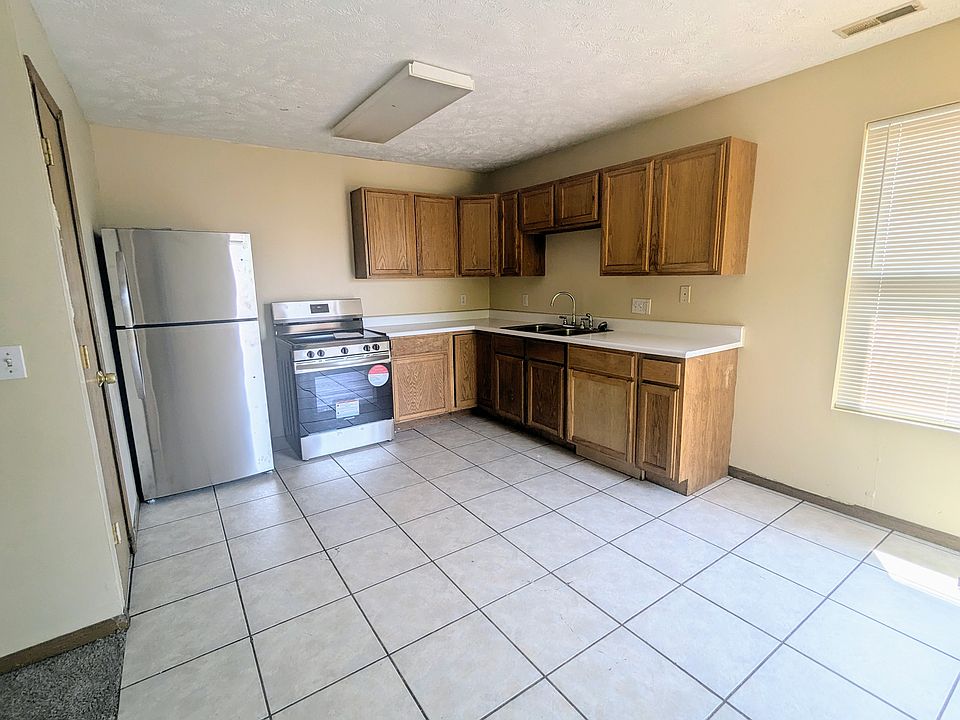 1st image of 2463 Boudinot Ave #2