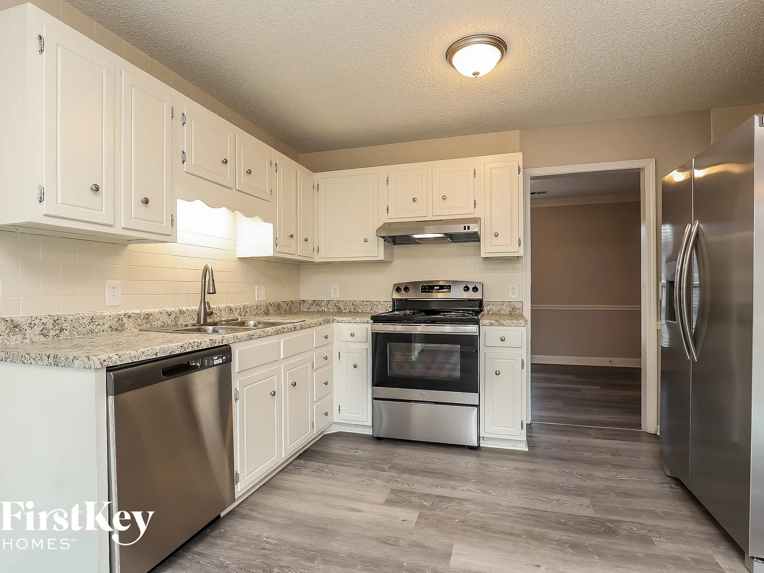 3 bed, 1.5 bath, 1550 sqft, $2,540 — Photo 4