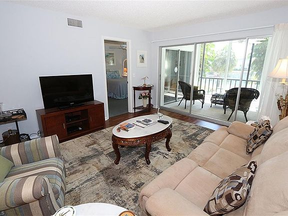 4th image of 3030 Binnacle Dr APT 207