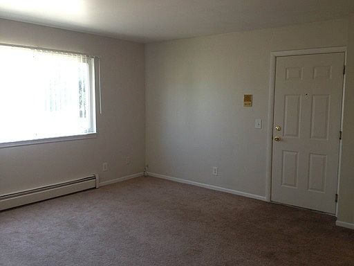 5th image of 2323 30th St SW APT 202