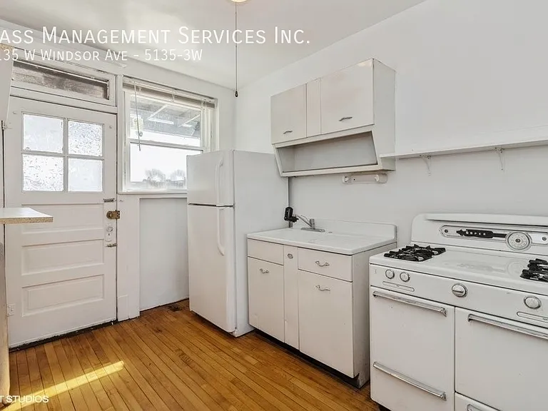 5135 W Windsor Ave #3W — Photo 1