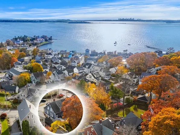 8 Ocean View Rd, Swampscott, MA 01907