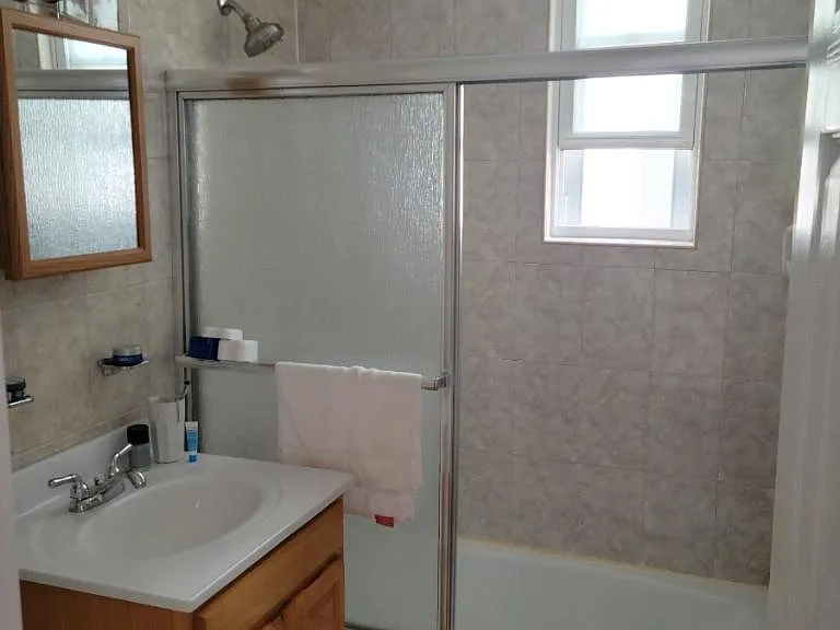 25-14 46th St #2 — Photo 5