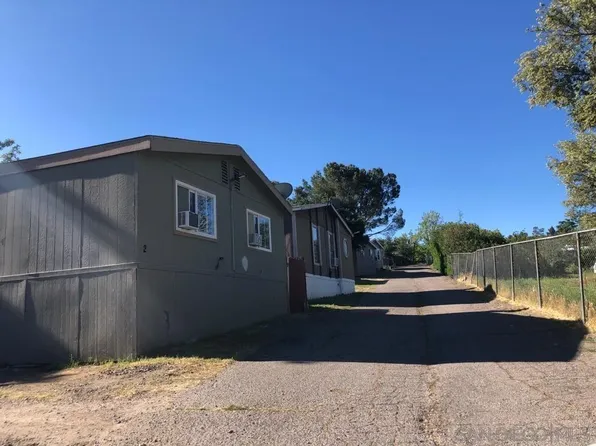 5553 Willows Rd, Alpine, CA 91901