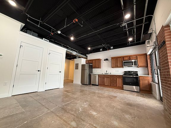 2nd image of 511 S 5th St #11569599