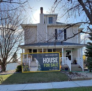 401 2nd Ave NW, Kenmare, ND, 58746