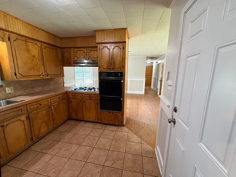 362 Reagan Dr — Photo 10