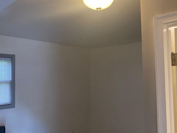 5th image of 3 Burr Road