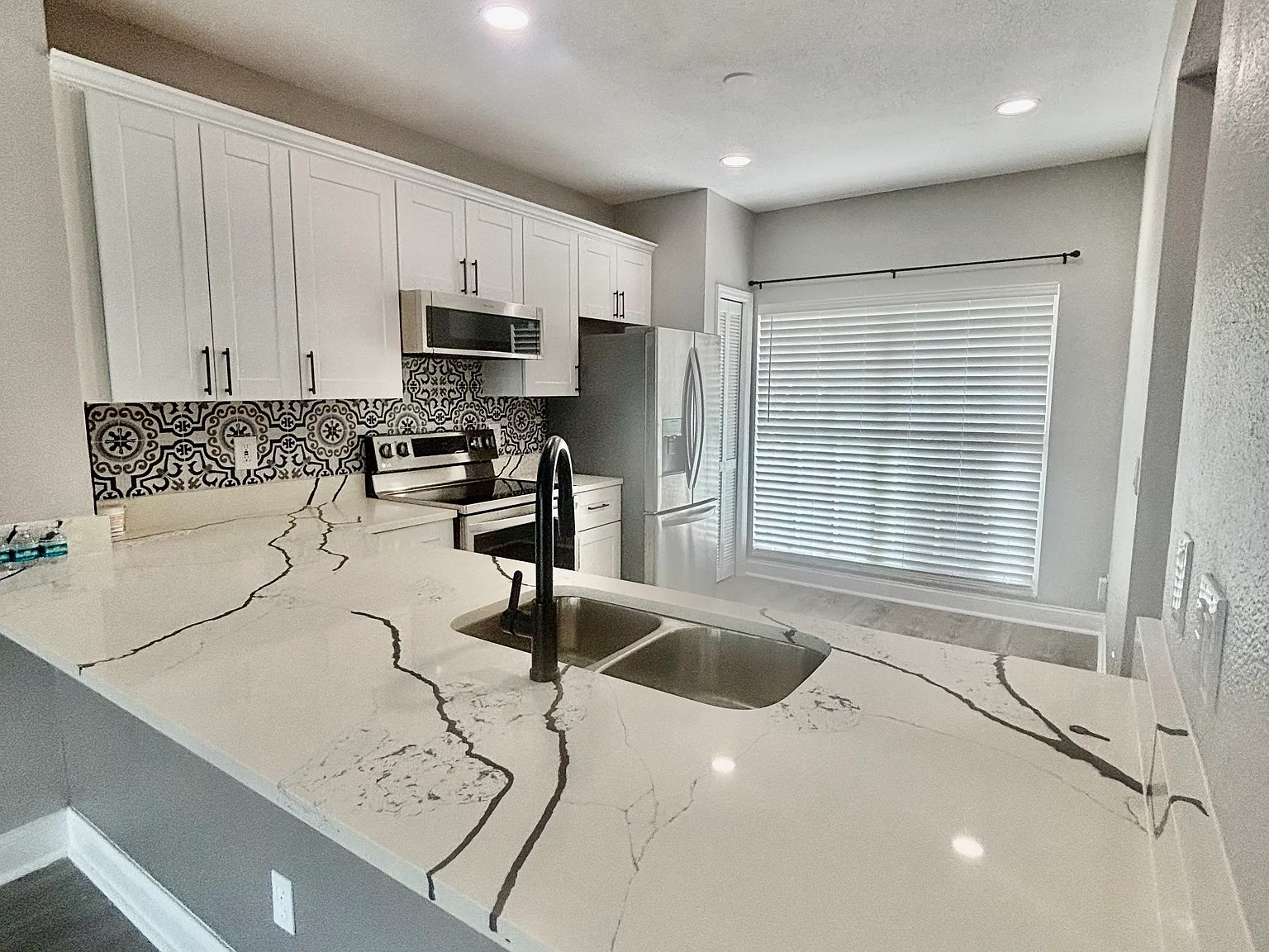 2 bed, 1235 sqft, $2,490 — Photo 2