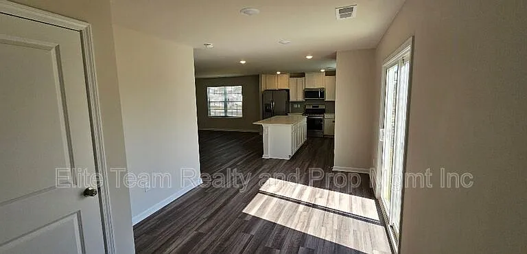 1615 Cannonball Ln — Photo 12