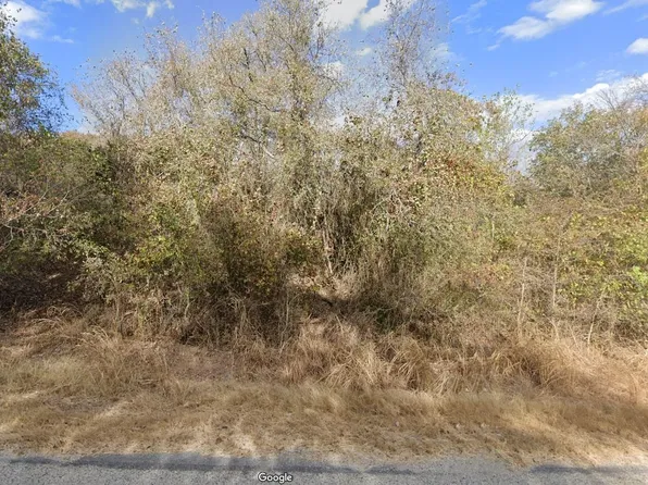 268 Riverside Dr, Bastrop, TX 78602