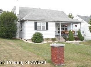 326 Lackawanna Ave, Dupont, PA 18641