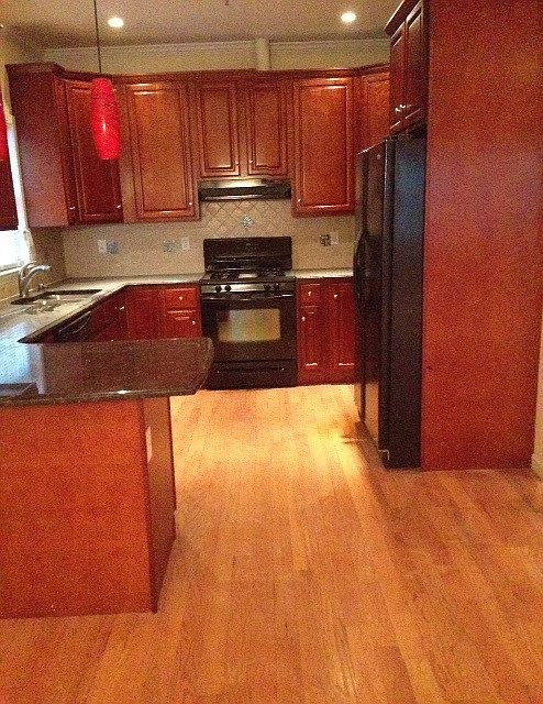 2nd image of 134 Cherry St APT 5