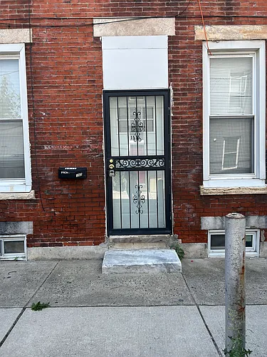 1515 Dickinson St Photo 1