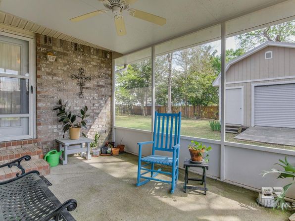 2877 Spanish Cove Dr N, Lillian, AL 36549
