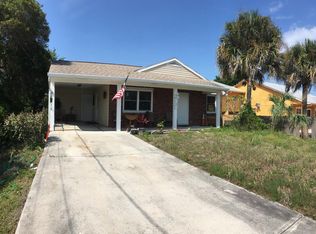 210 Indian Hills Dr, Fort Pierce, FL 34950