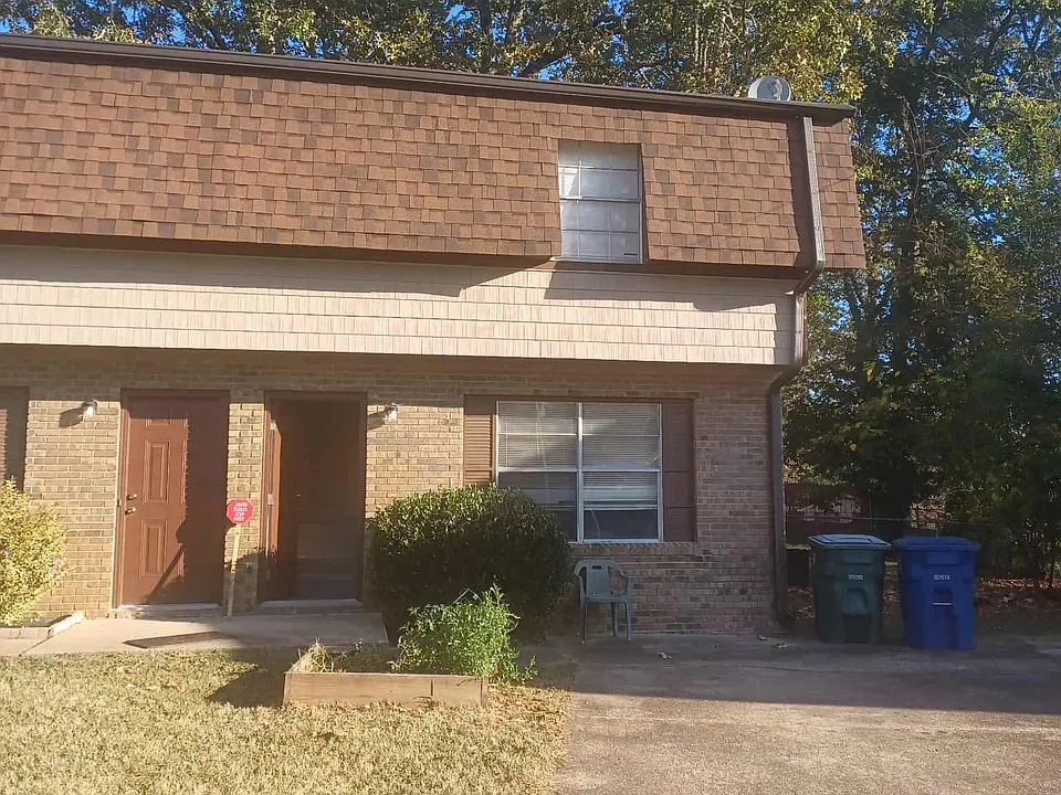 3909 Bowman Ln #2