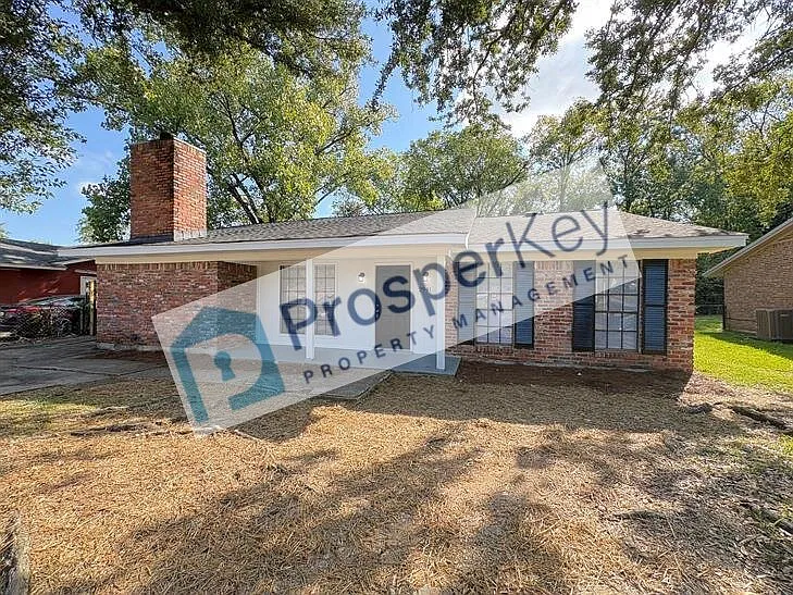 2941 Shenandoah Dr — Photo 1