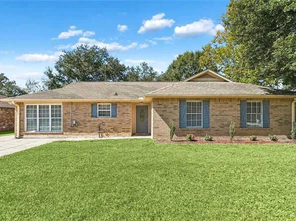 1151 Saint Augustine St, Slidell, LA 70460