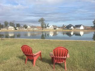 9957 Greentree Ln, Shreveport, LA 71118