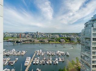 1201 Marinaside Cres #2206, Vancouver, BC V6Z 2V2