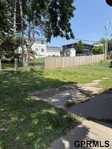 13228 Montclair Dr — Photo 13